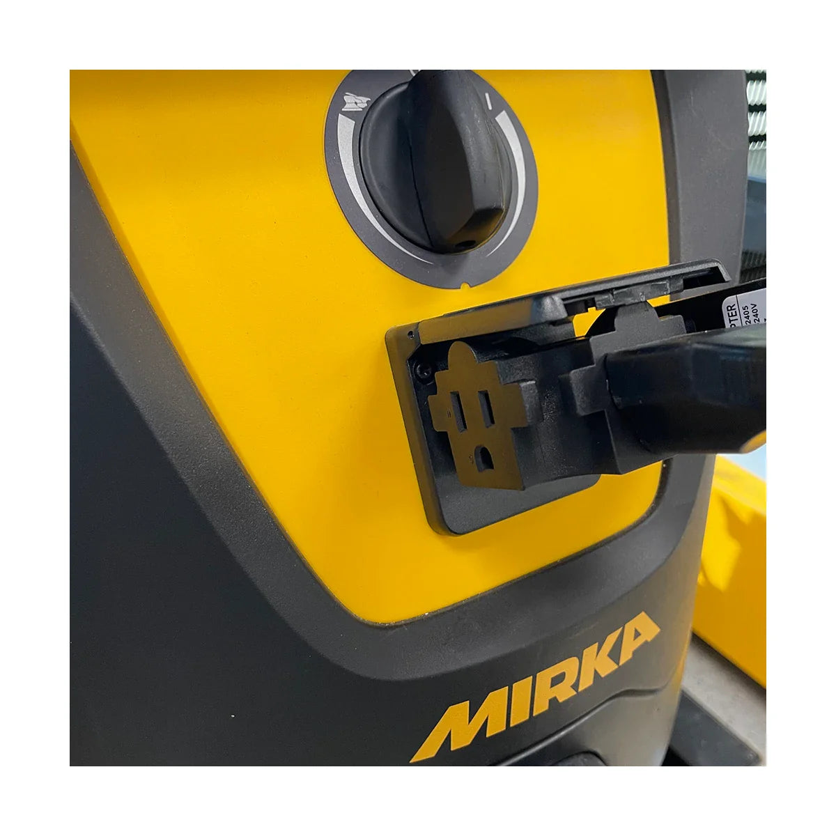 Kouros Tools 9997585 3-Outlet Heavy-Duty Grounded Power Spliter