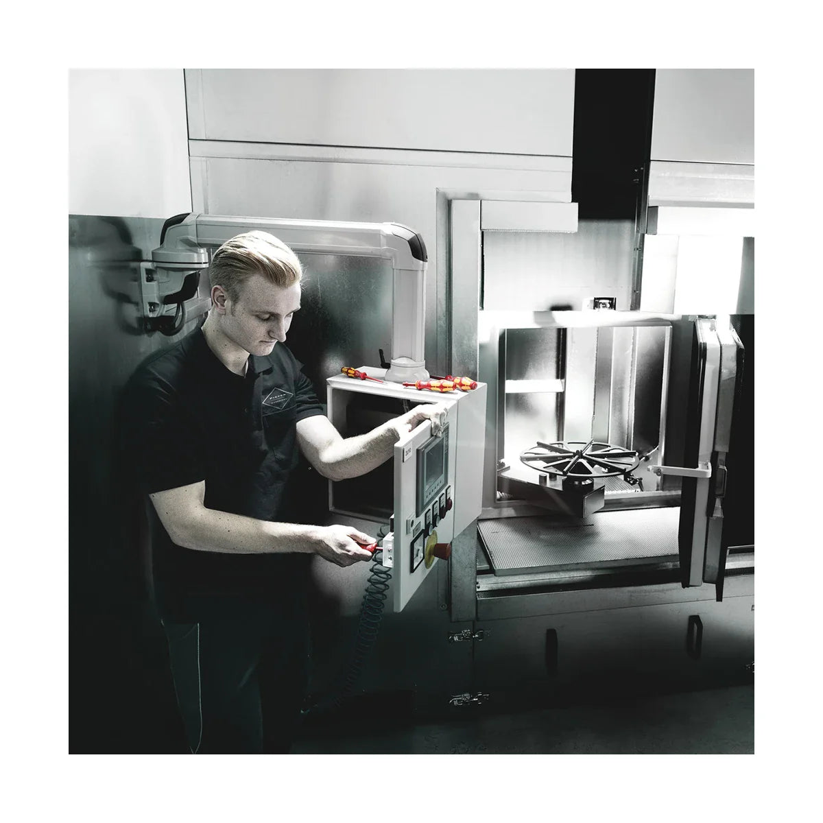 Wera Tools 05100000001 160 i SB VDE Insulated Screwdriver for Slotted Screws